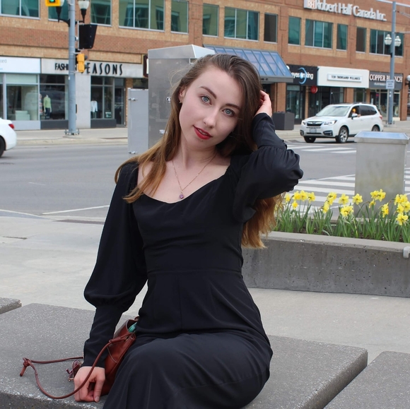 Meet your Posher, Alenka - Picture 1 of 1